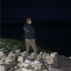 Meet your Posher, Cal